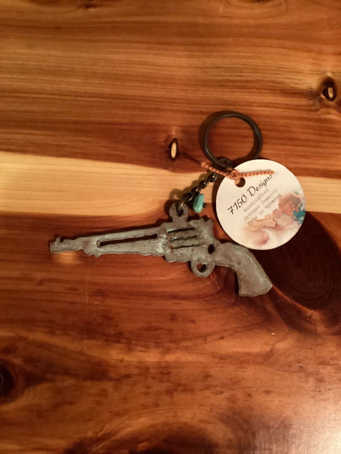 7150 Keychains, Style: Gun