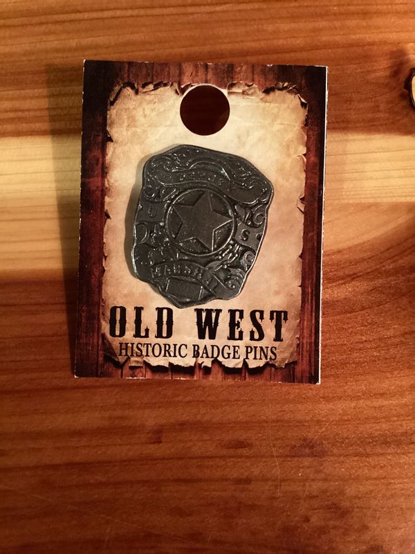 Small Western Badges