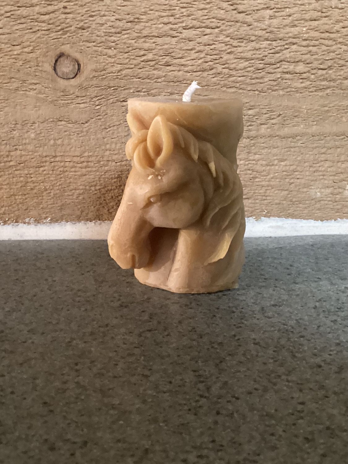 Queen Bee Beeswax Candles, Design: 3D Mustang