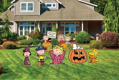 Peanuts Halloween Yard Sign Cut Outs