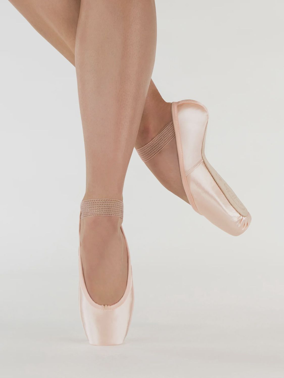 Suffolk: Solo Prequel - Pointe Shoes, Shank: Pink, Size: 6, Width: XXN
