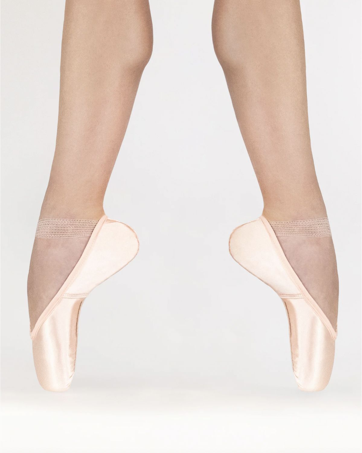 Suffolk: Sheffield Pointe Shoes, Shank: Standard, Size: 4.5, Width: XXX