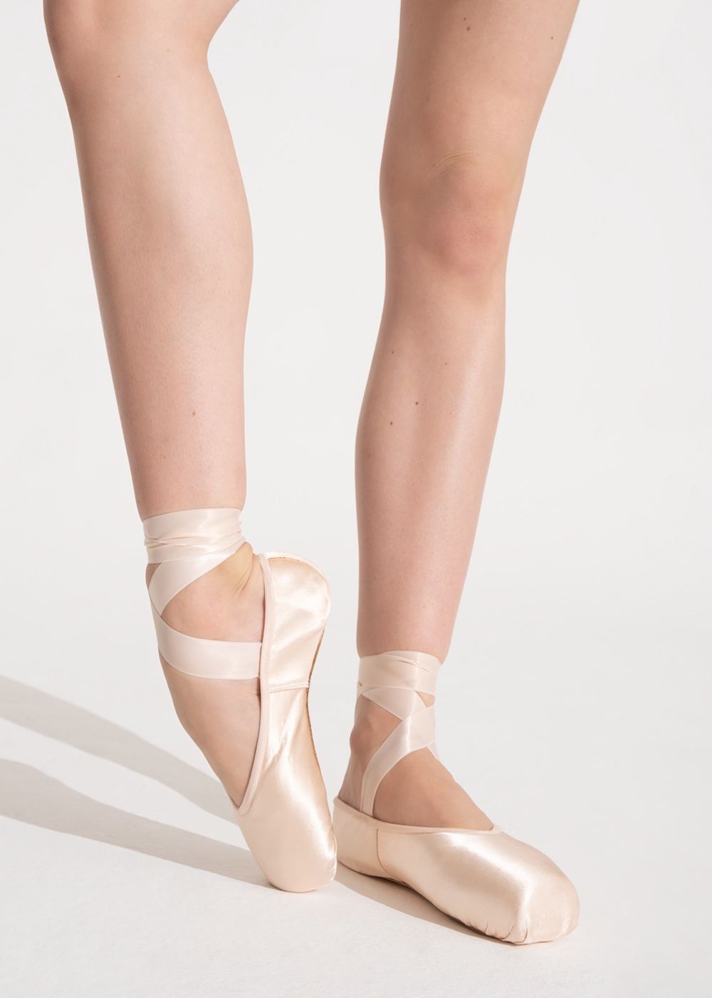 Nikolay: StarPointe - Pointe Shoes