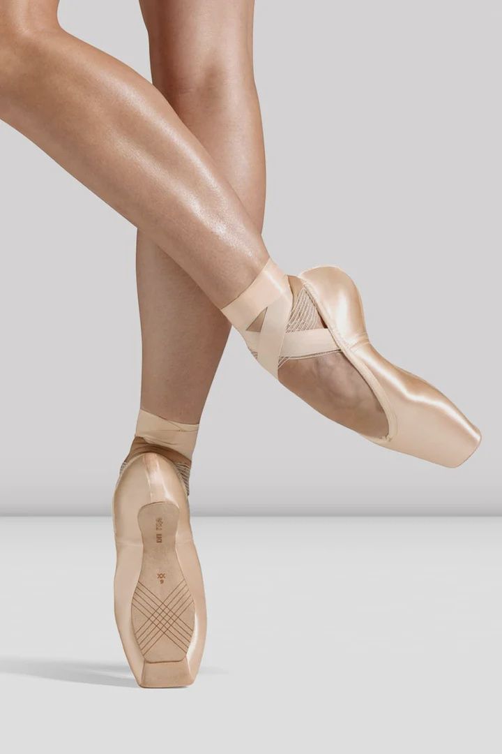 Bloch: Etu Pointe Shoe, Size: 6.5, Toe Type: Satin, Width: 1X