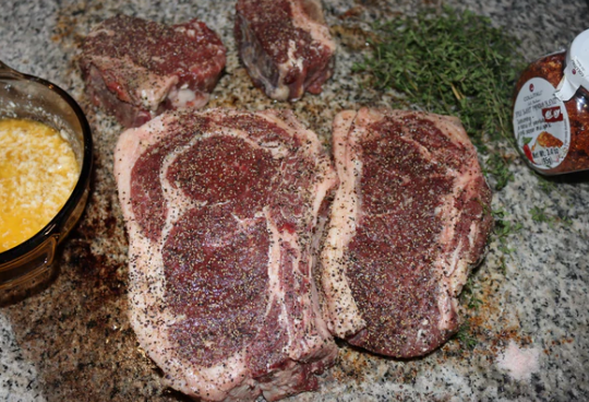 T-Bones (2)
