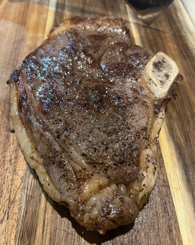 BeefMaster Bone-in Sirloin