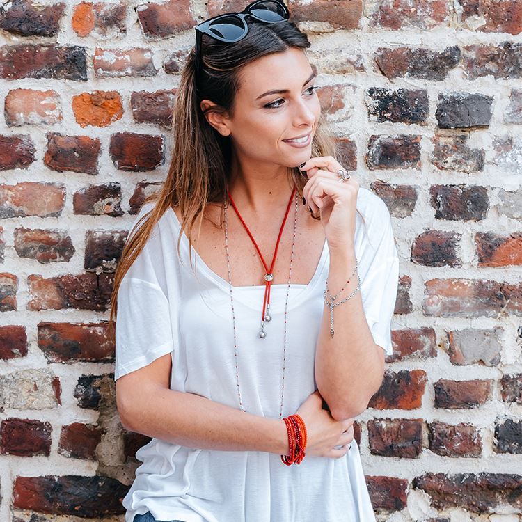 Halskette Isis Bordeaux