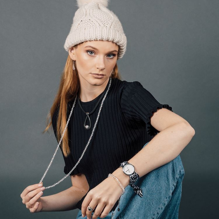 Diana, Pendentif à pas de vis