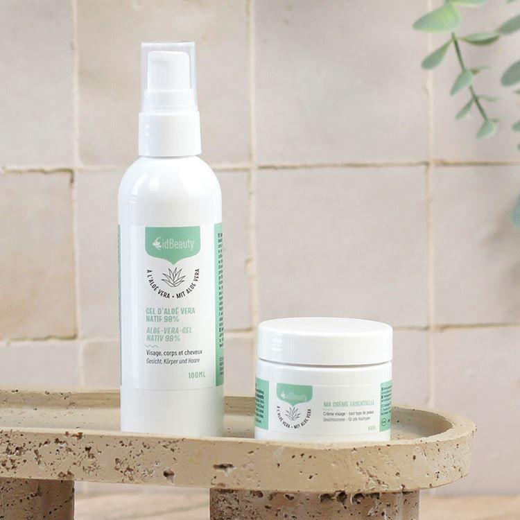 Essentielle Gesichtscreme mit Bio Aloe Vera