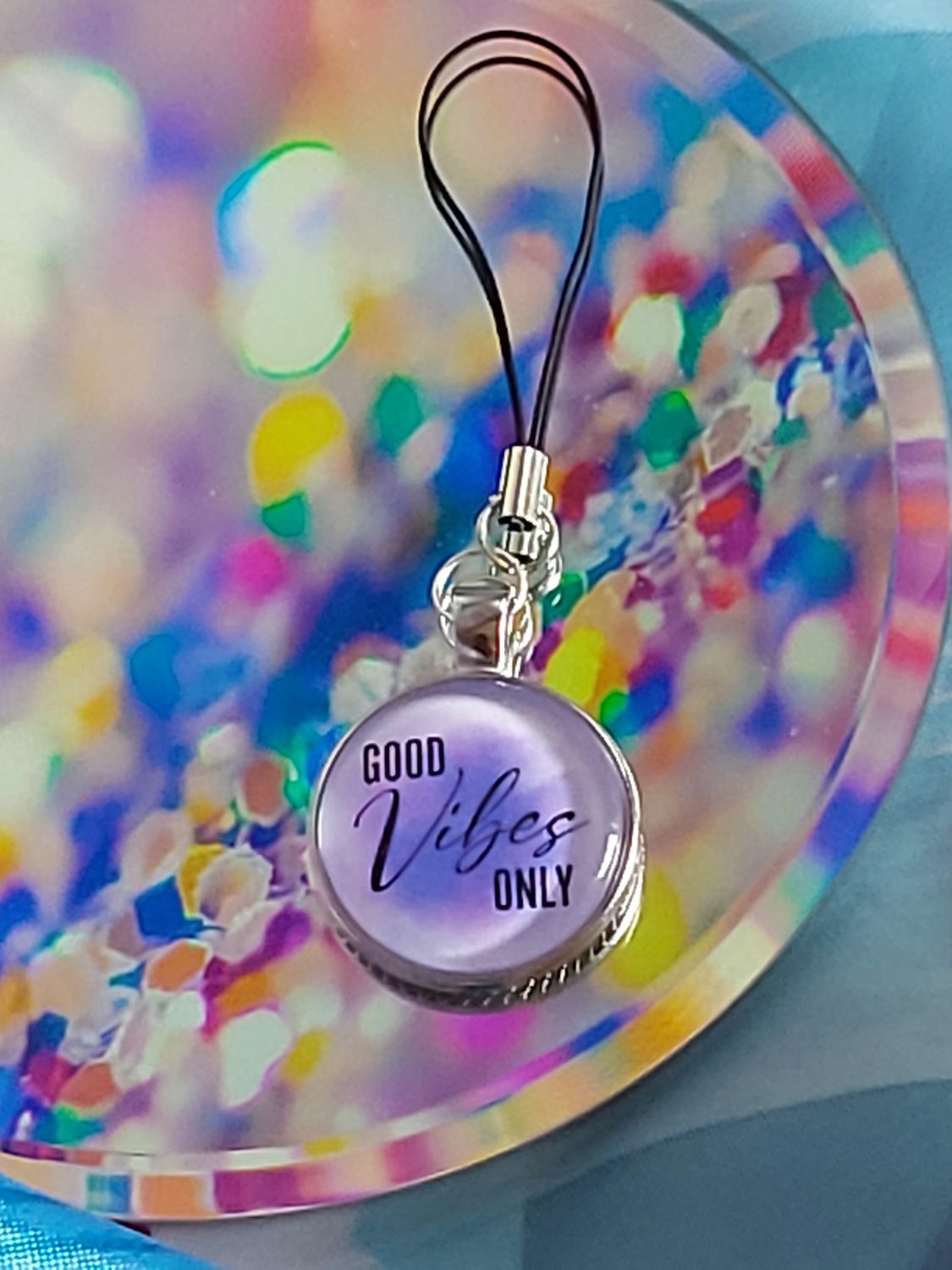 Good Vibes Only Phone Charm