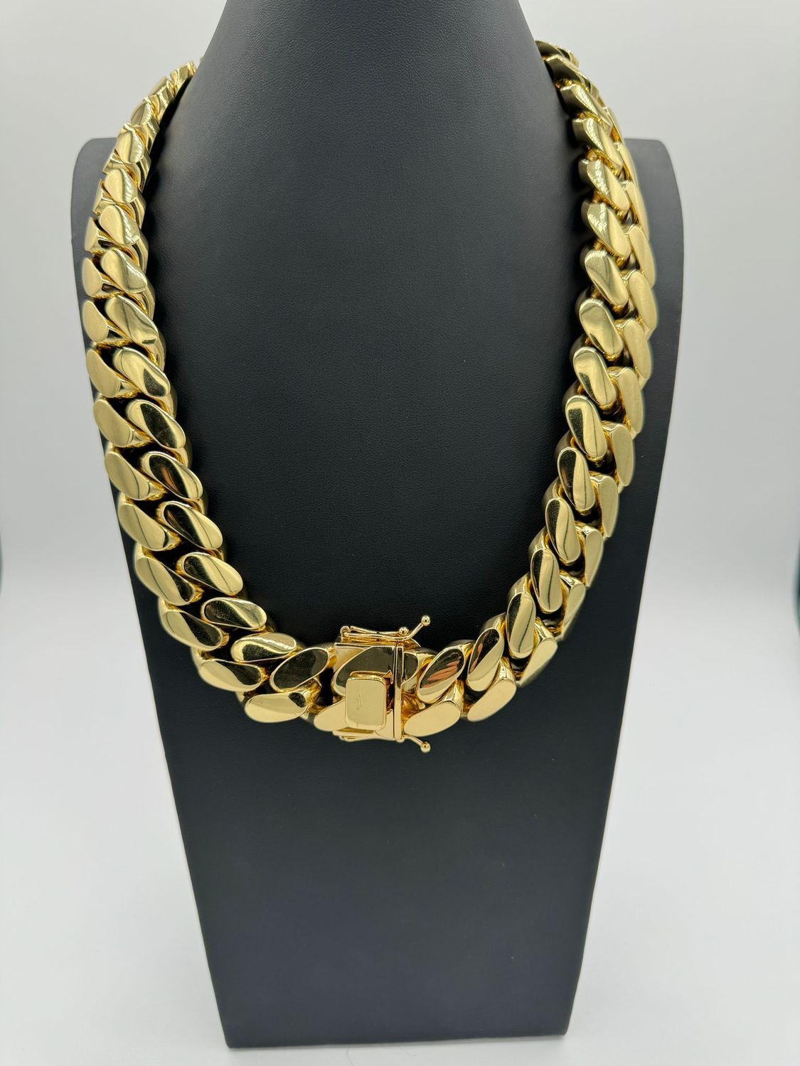 Cadena 24 mm