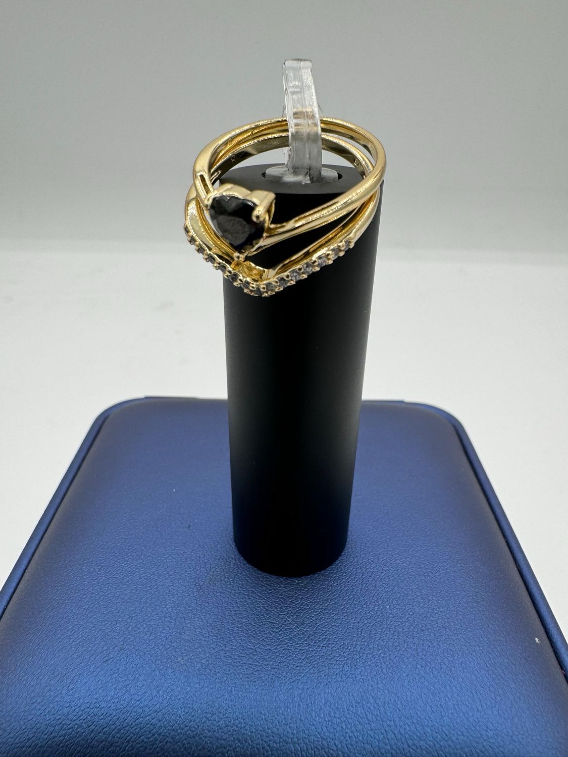 Anillos de compromiso de corazón