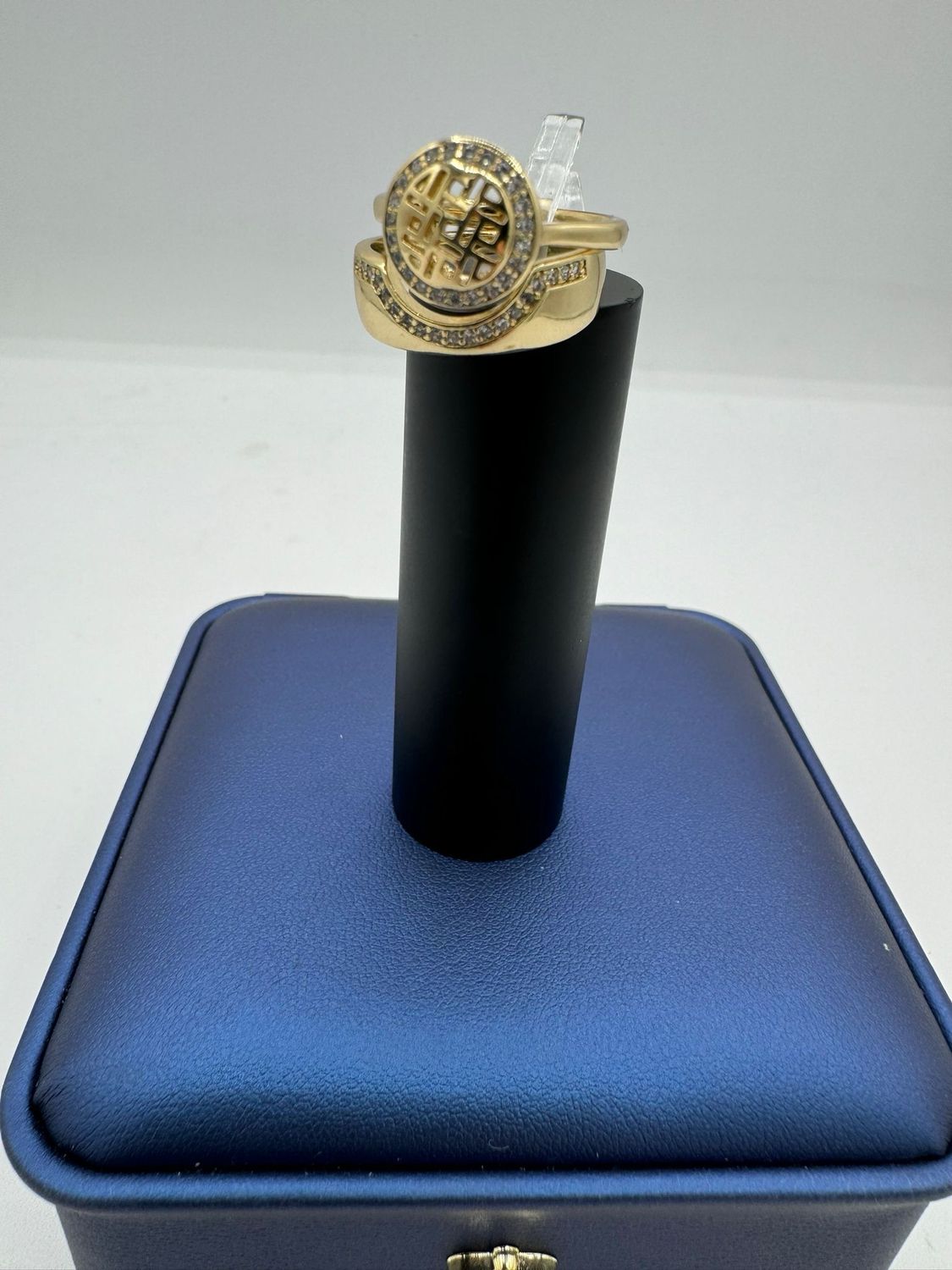 Anillo compromiso redondo
