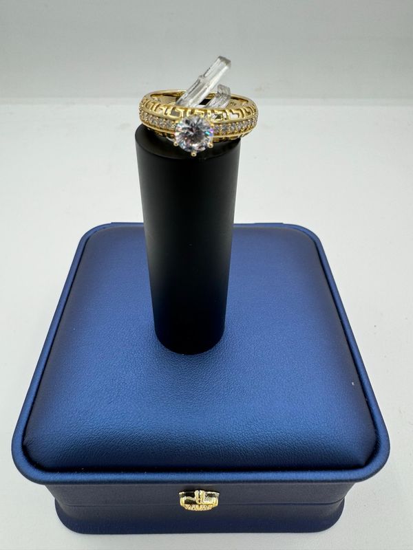 Anillo solitario