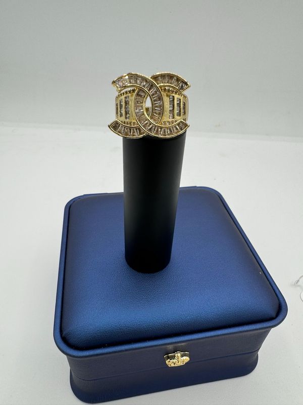 Anillo hermoso