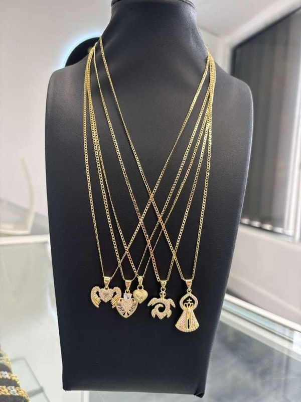 Cadenas cubanitas (escoger dije )