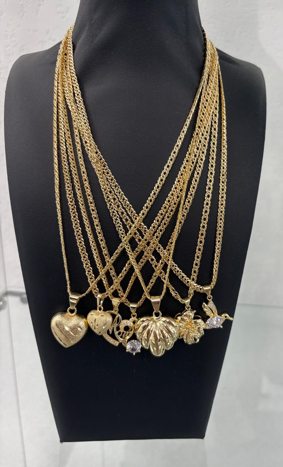 Cadenas españolas (escoger dije)