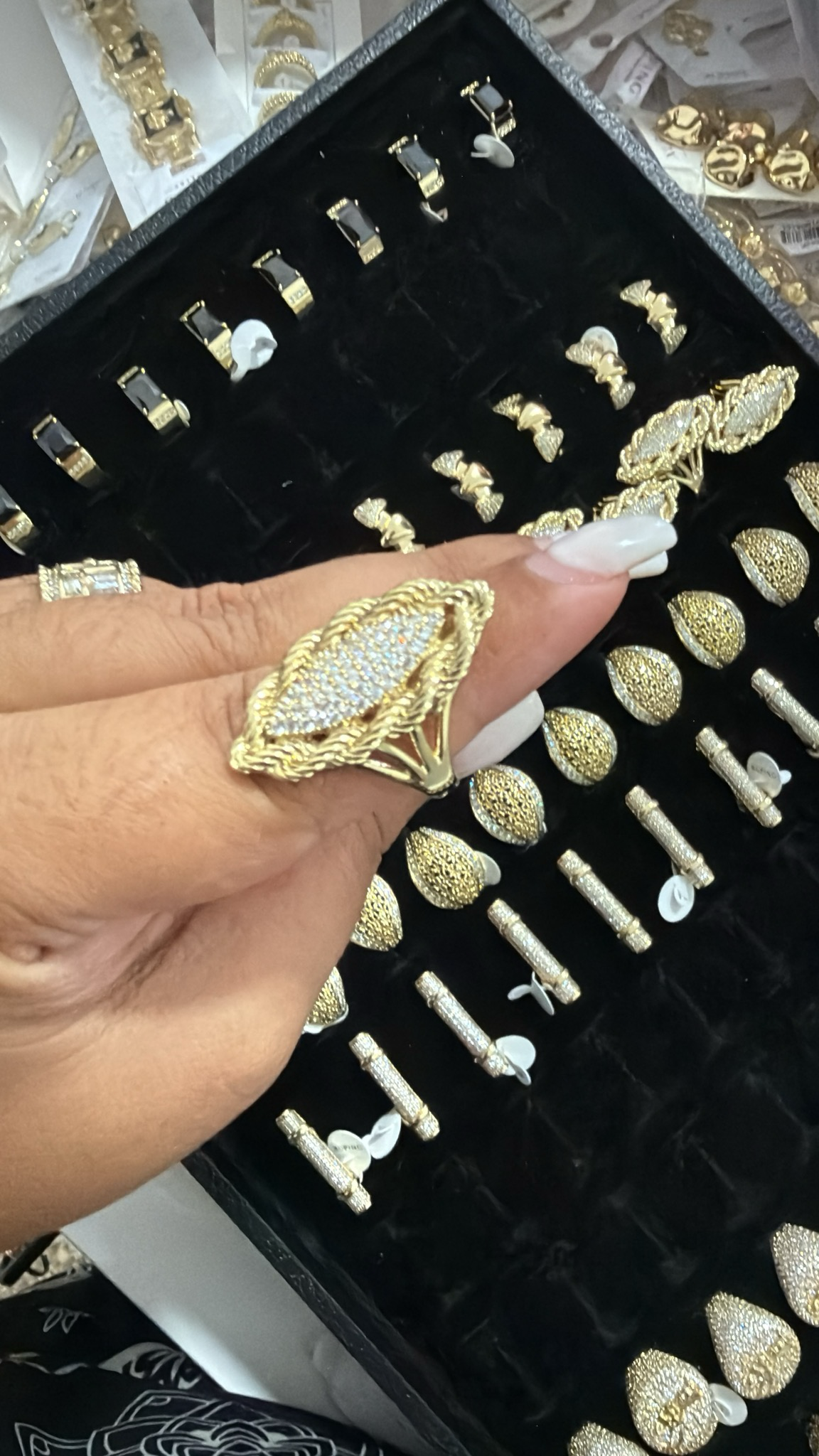 Anillos variados
