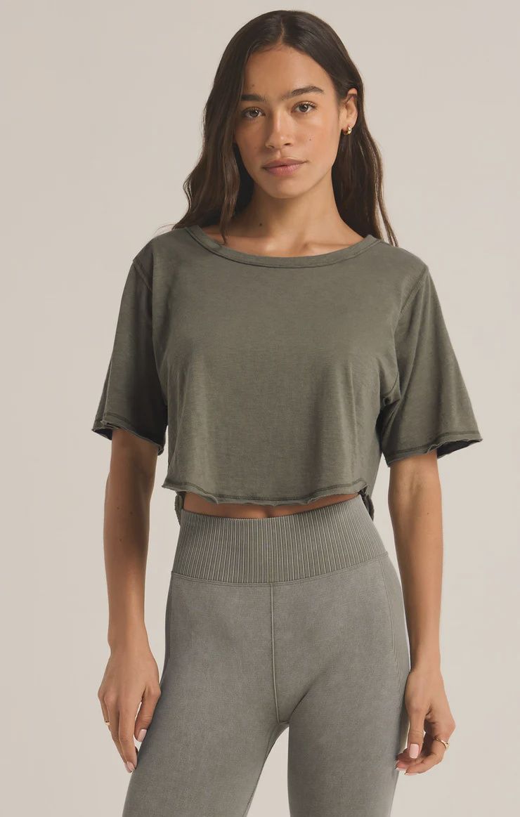 Free Flowering Tee