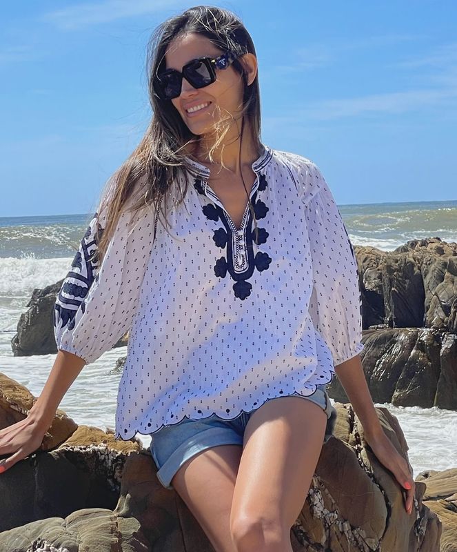 Ferrara Top – White with Navy