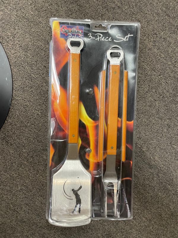 Grill Set- Golfer Wood Handled Stainless 3pc BBQ Set