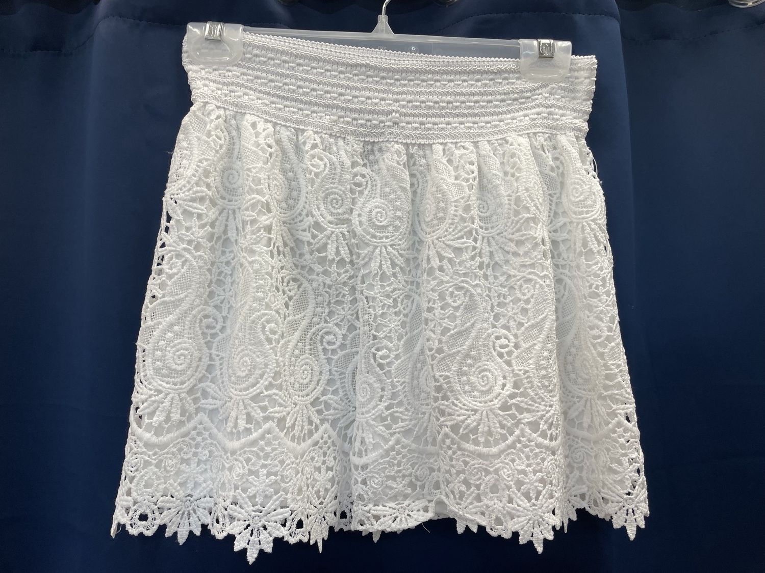 Lace Short, white