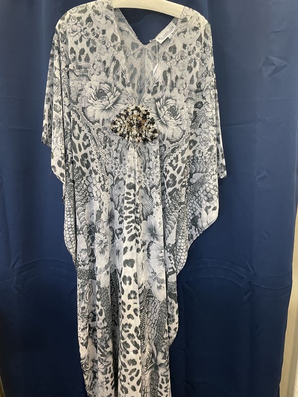 Embellished cover up black/white