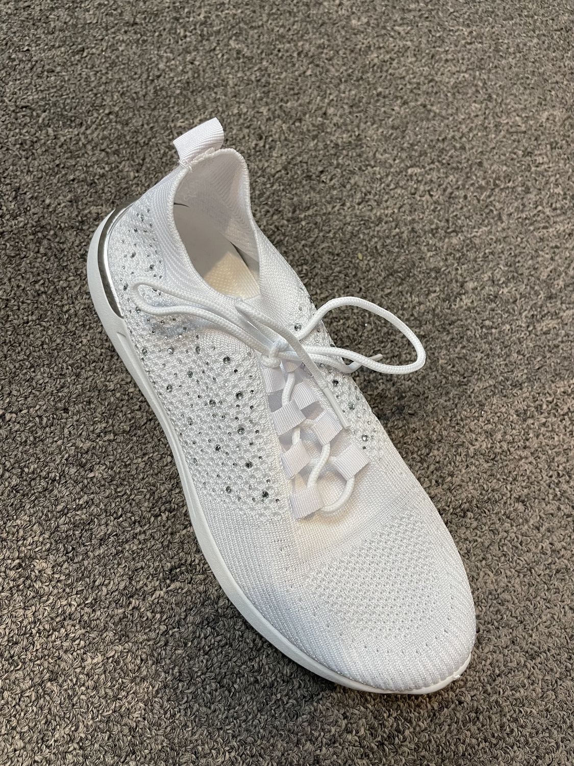 Orbit Sneaker