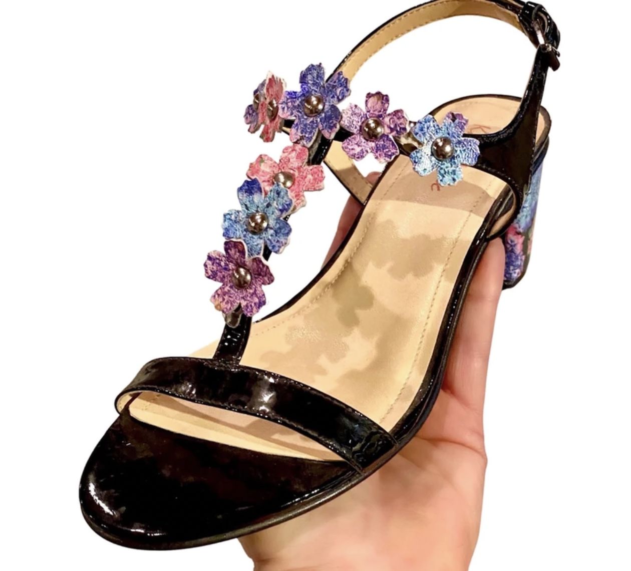 Celebrity Sandal Accessory Sets, BLACK, Type: Hydrangea Print by Joanie Landau