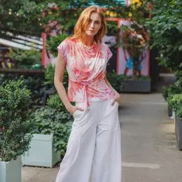 T293P20 - Floral Print Soft Knit Drape Neck Top