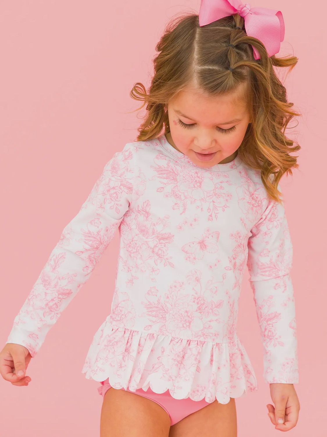 Girls Bubblegum Pink Butterfly Garden Scallop Hem Long Sleeve Rash Guard 2-Piece Swimsuit