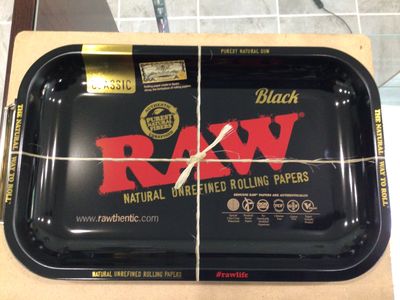 Raw Small Black Rolling Tray