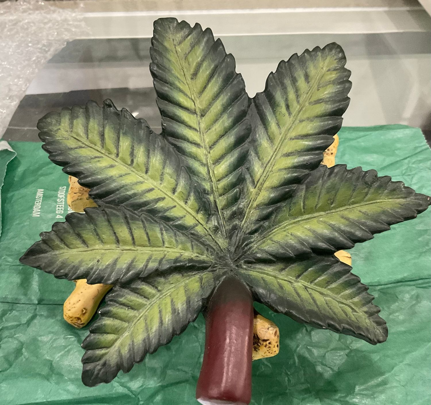 Amsterdam Asbak Cross Bone Leaf Ashtray
