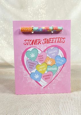 KushKards Stoner Sweeties + One hitter