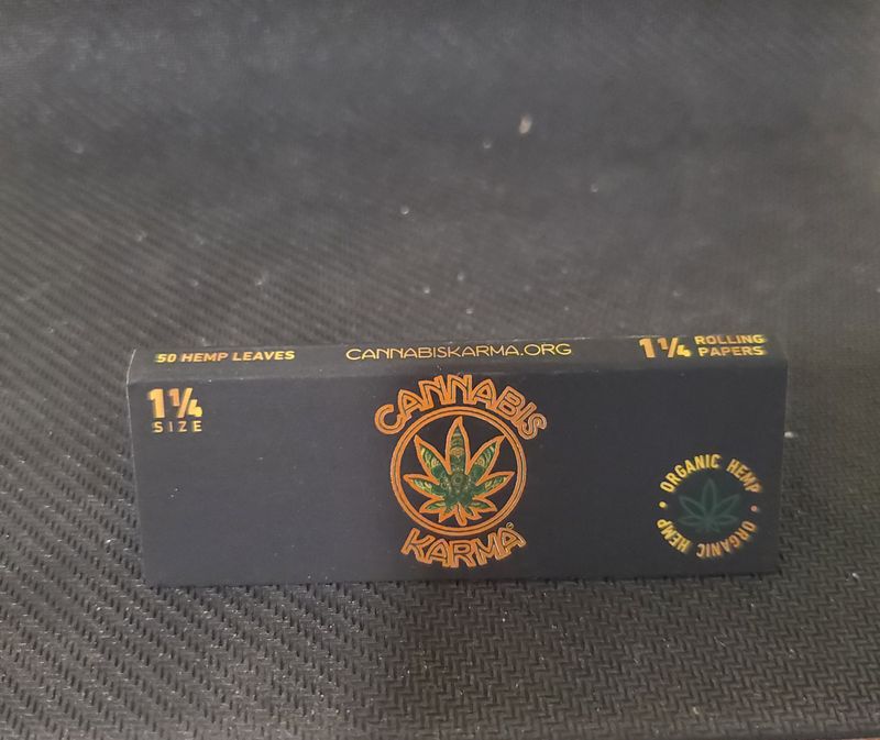 Cannabis Karma Rolling Papers | Organic Hemp | 1 1/4  Size