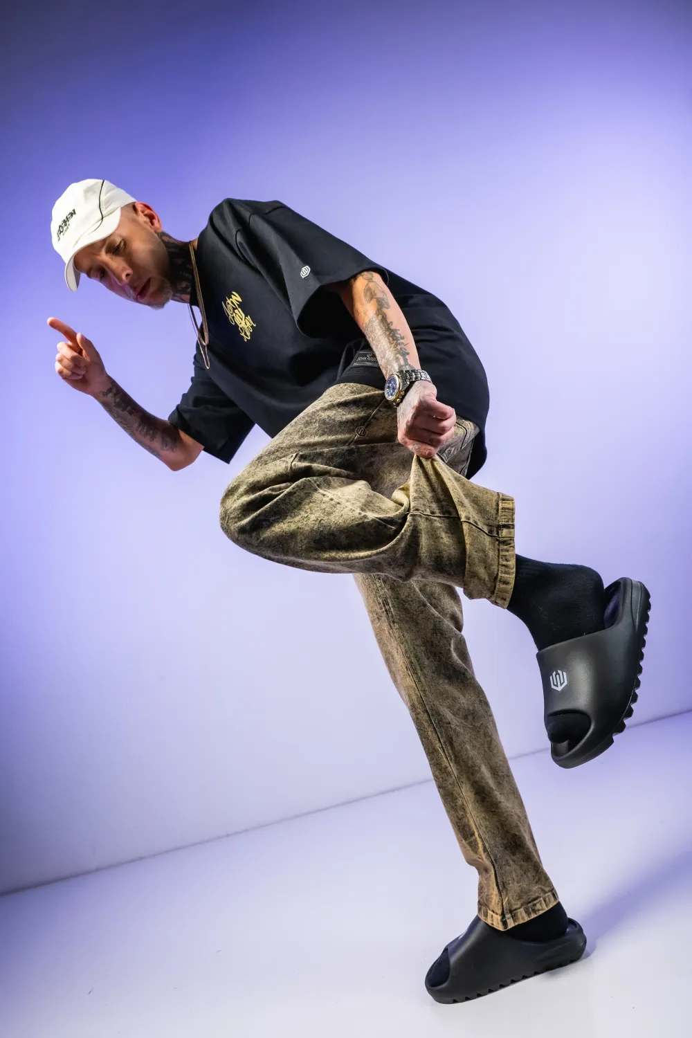 CALÇA REGULAR JEANS STRETCH JOHN ROGER - BLACK SUJINHO