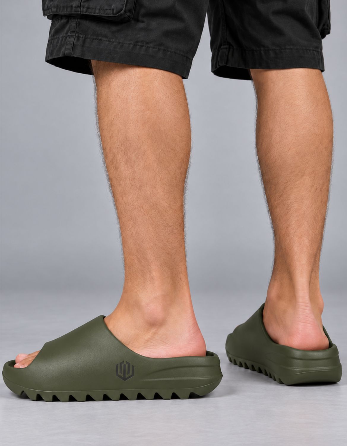 CHINELO PILLOW JOHN ROGER - VERDE MILITAR