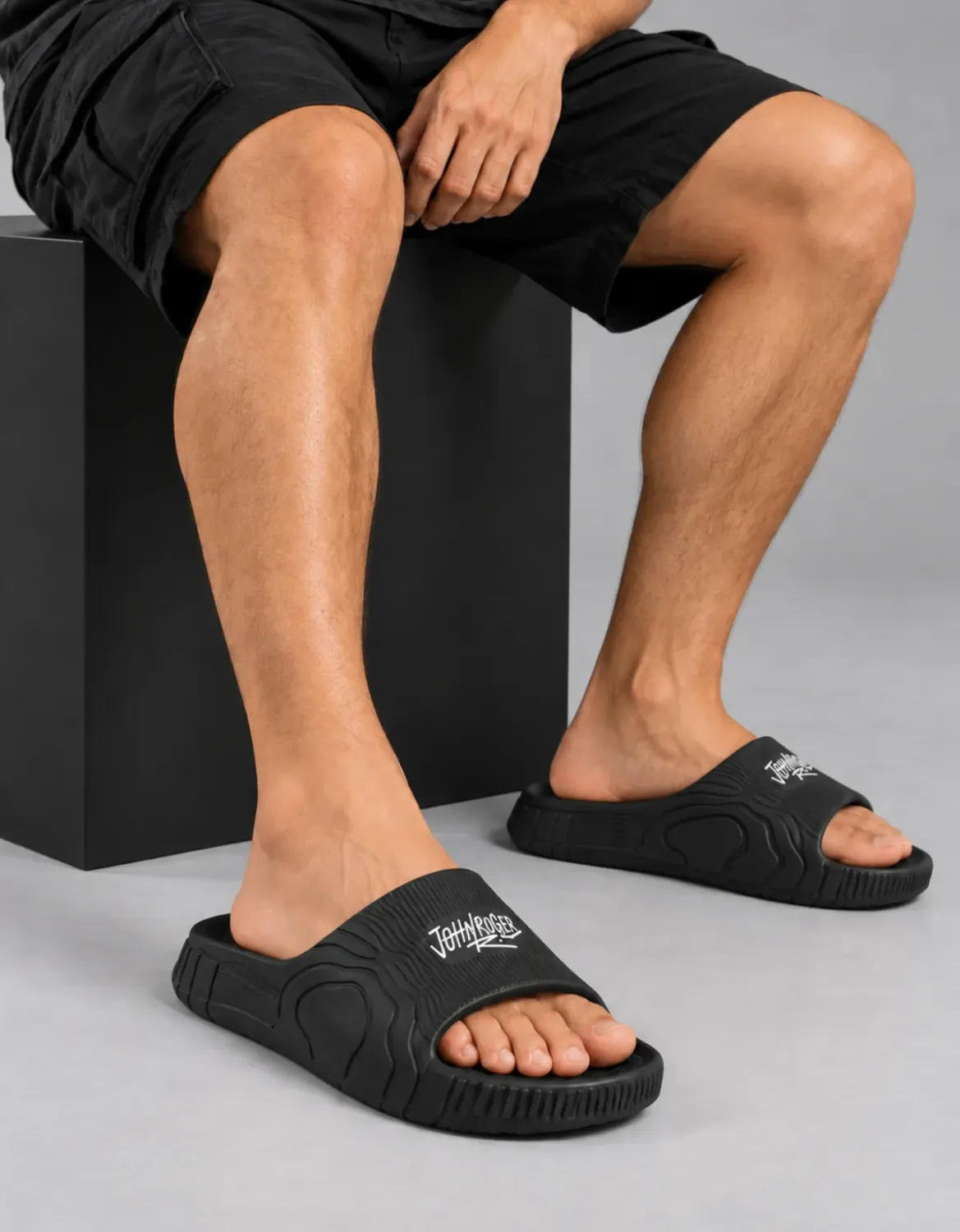 CHINELO NUVEM JOHN ROGER DUNES - PRETO
