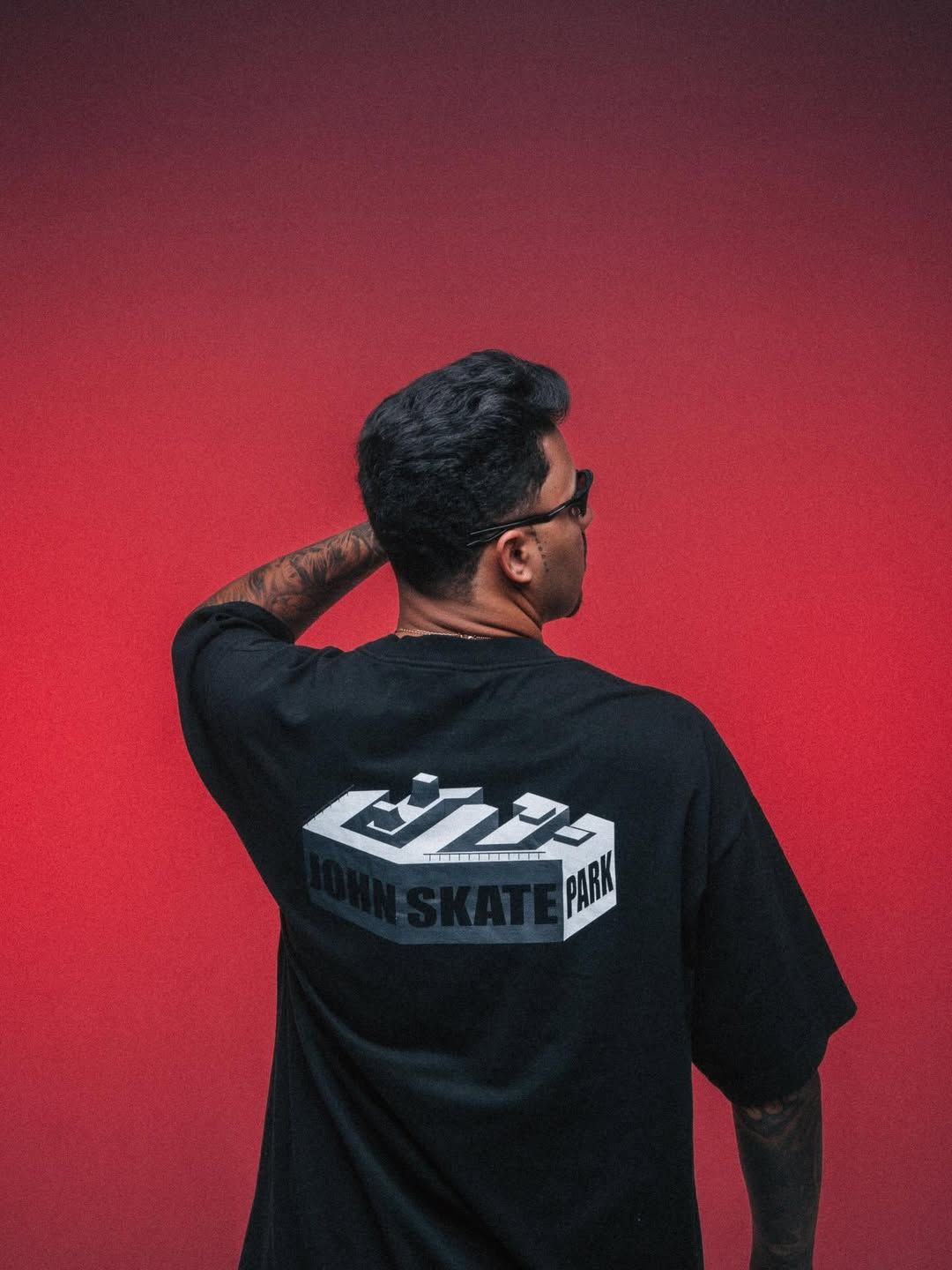 CAMISETA HEAVY OVERSIZED LAVADO JOHN ROGER SKATE PARK - PRETO