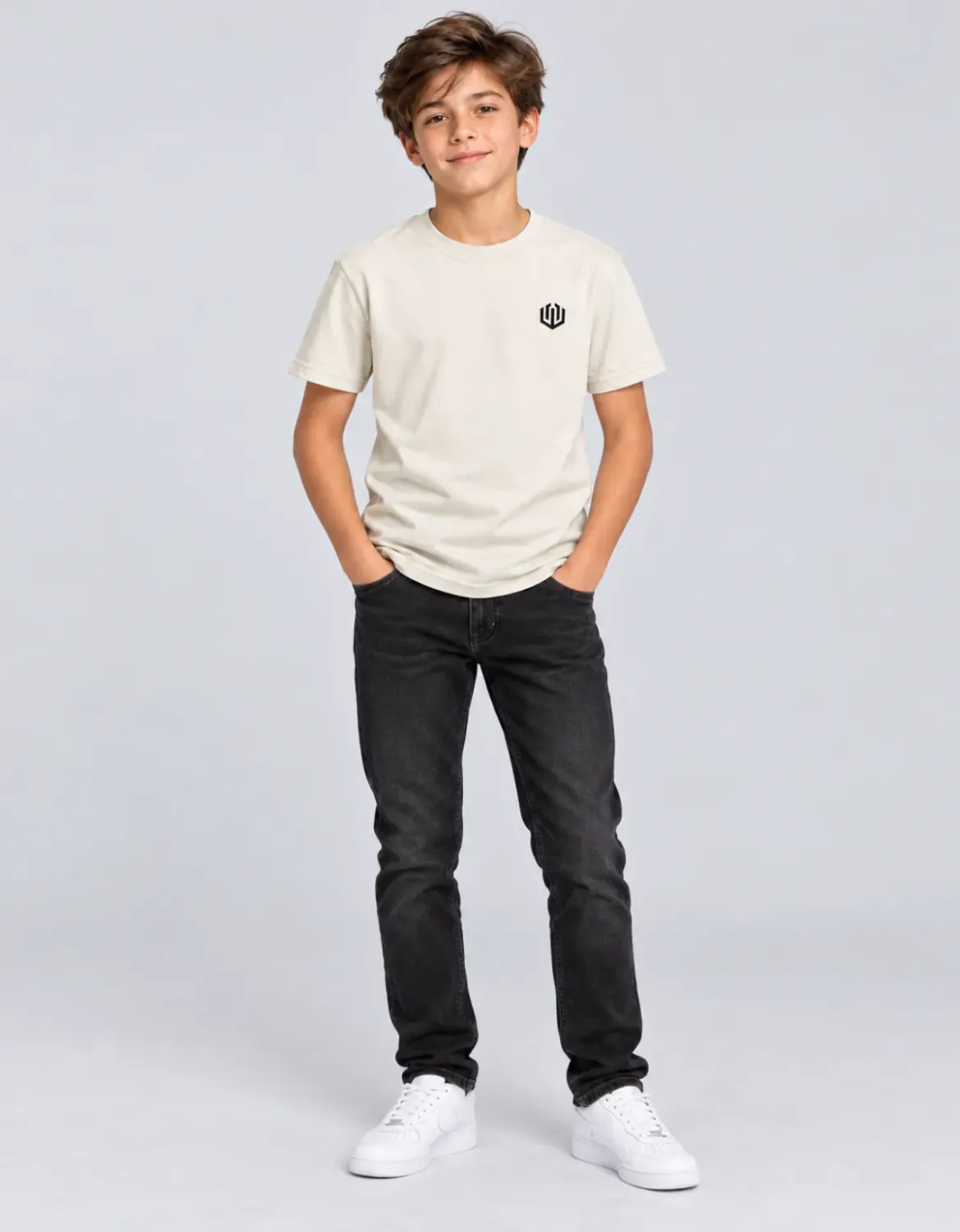 CAMISETA JUVENIL BASIC LIGHT  LOGO OFICIAL - OFF WHITE