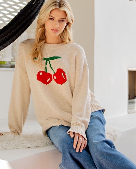 EE:Some | Top | Cherry Sweater