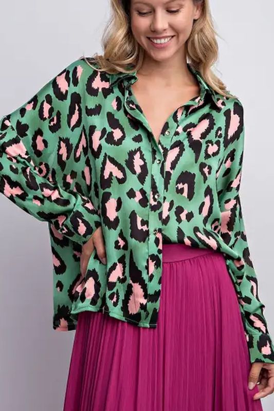 L Love | Top | Heart Leopard Print