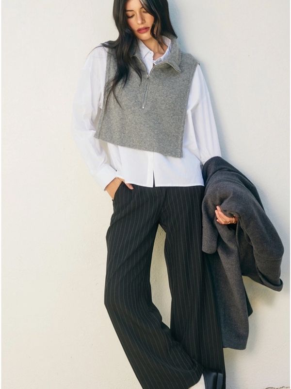 Dress Forum | Sleeveless Neck Warmer - Gray