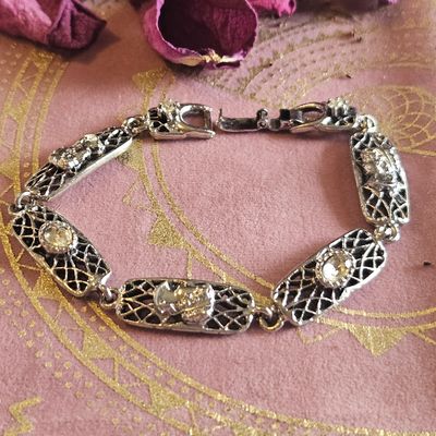 🧭 Bracelet for Guidance &amp; Clarity