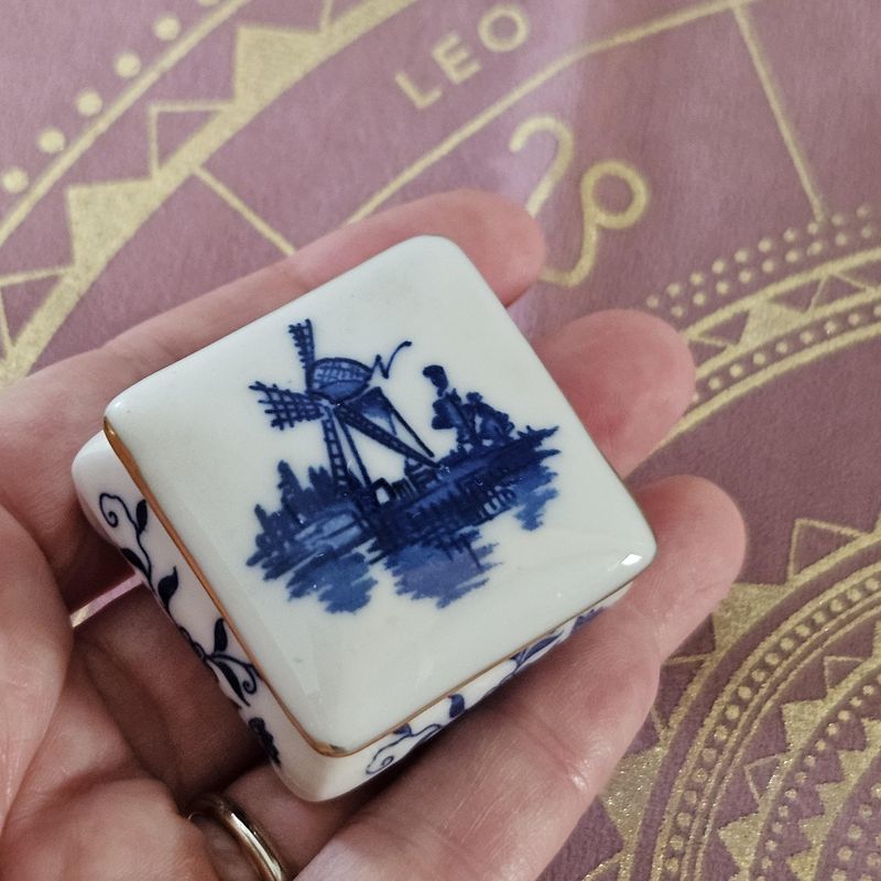 Mini Vintage Ceramic Manifestations Box