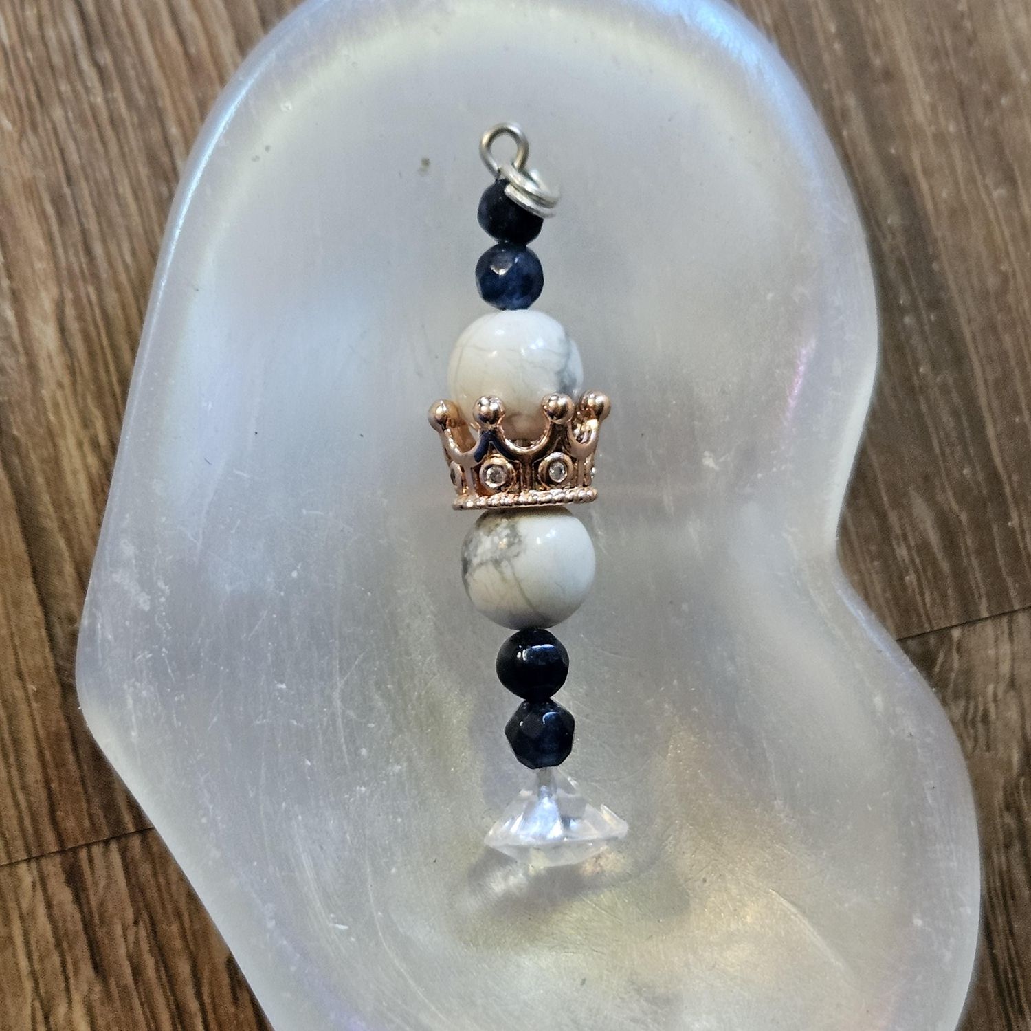 Spiritual Strength Amulet Pendant – Howlite &amp; Blue Stone Necklace with Crown Charm