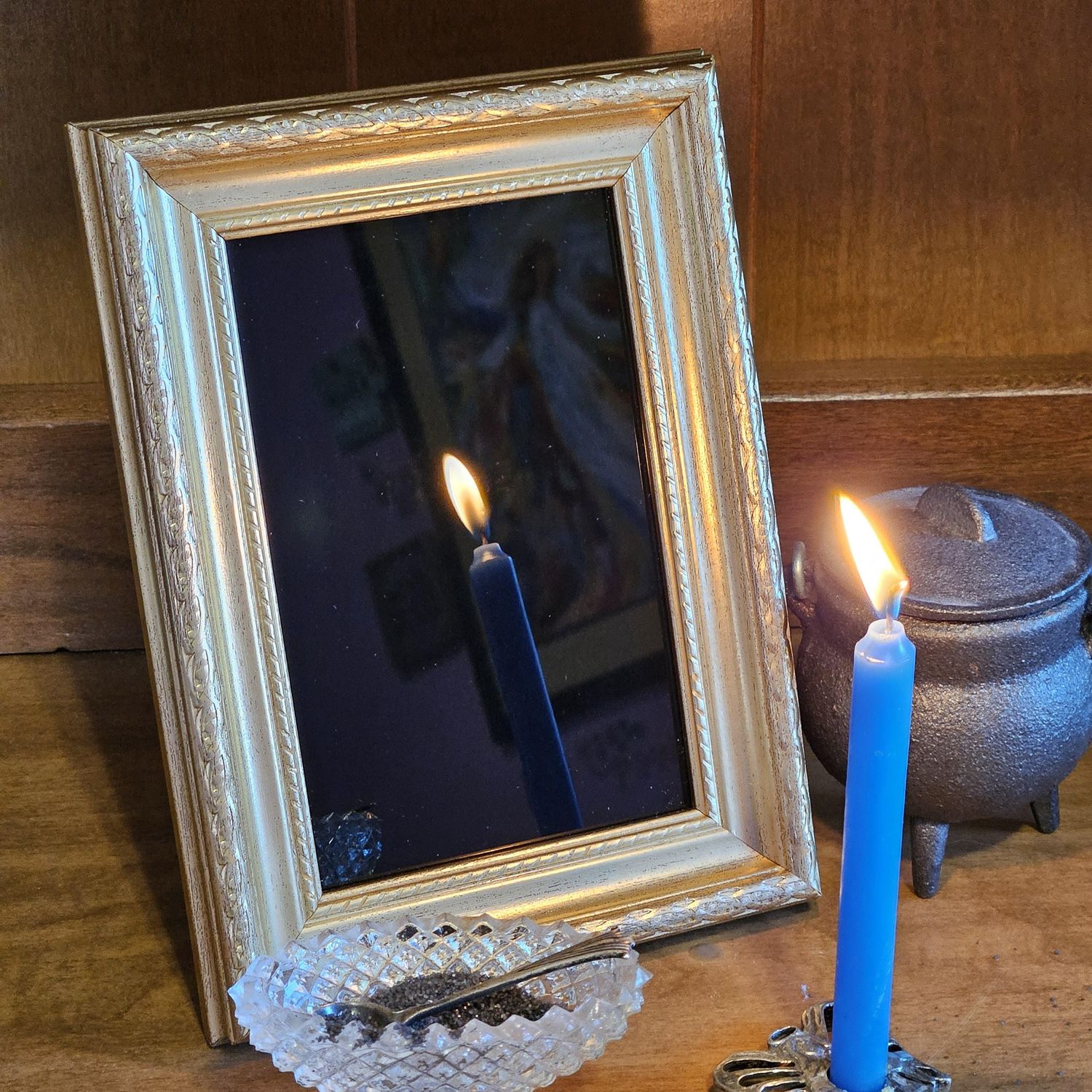 Black Scry Mirror Divination Tool - goldtone
