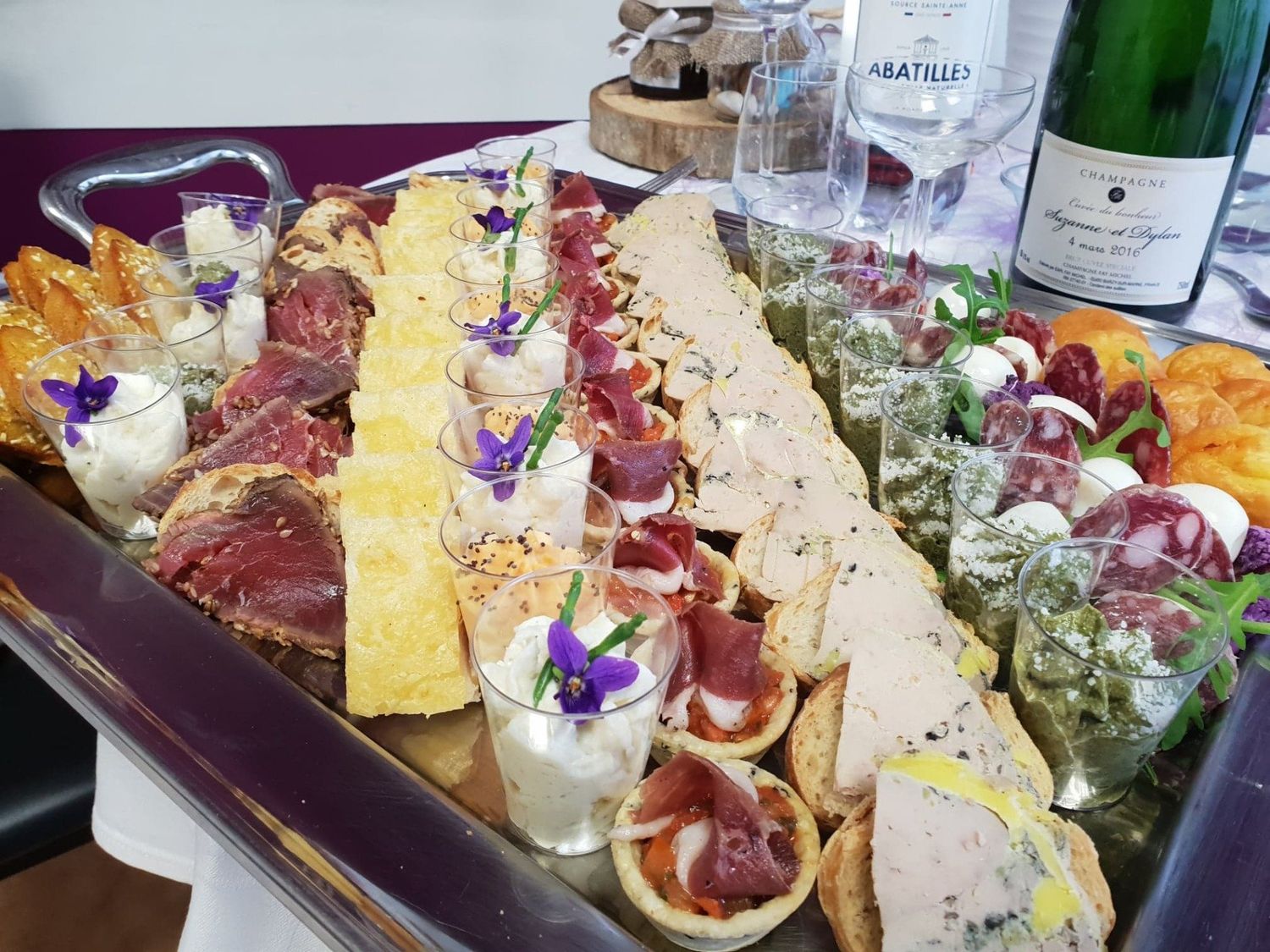 Plateau de mise en bouche - 55 pièces