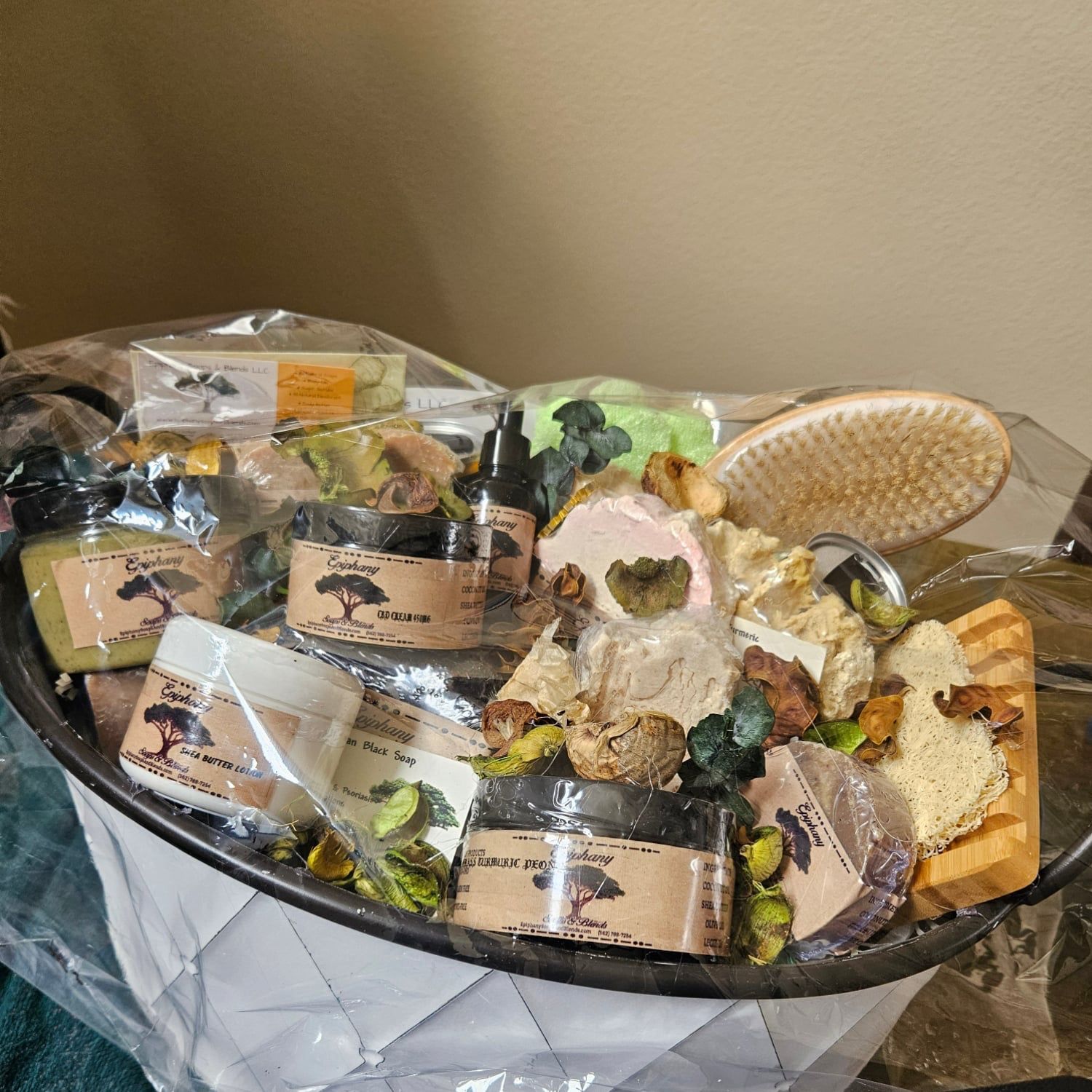 Lemongrass Christmas basket