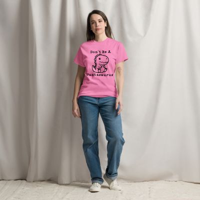 Cuntasaurus tee
